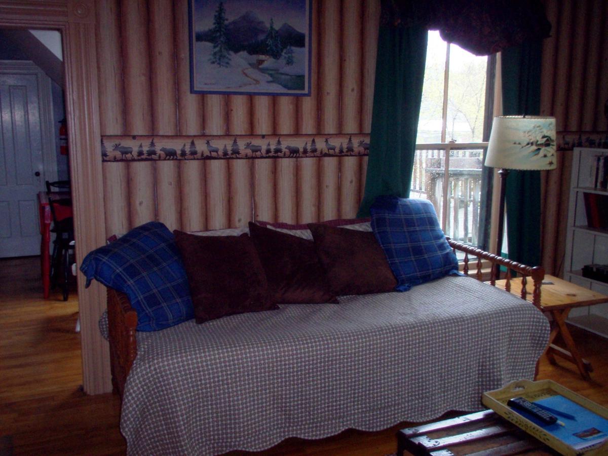 Parks Edge Inn Millinocket Exterior photo
